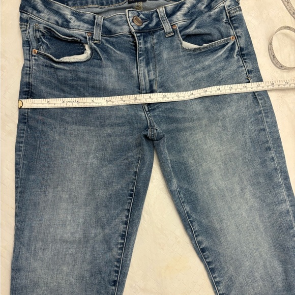 Women’s American Eagle Skinny Jeans 8 Short - Picture 8 of 15